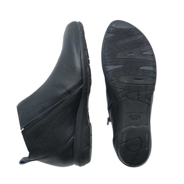 Ruth4 Black Soft Walking Ankle Boots